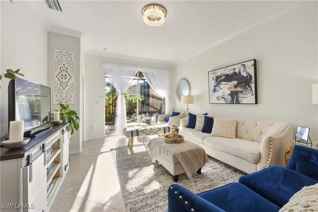 1971 Wellington Street Naples FL 34120