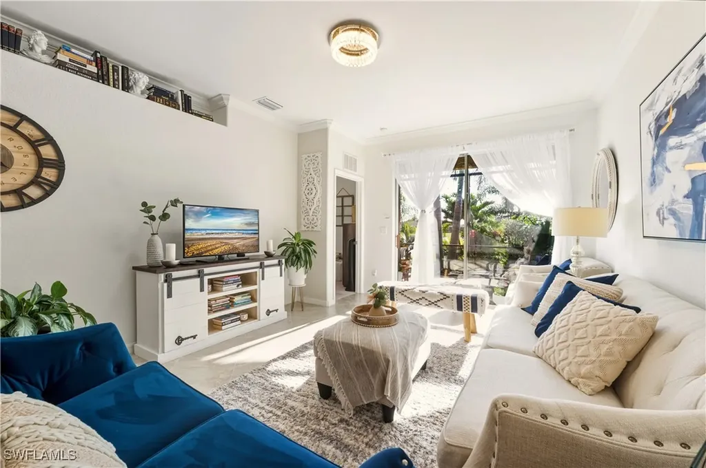 1971 Wellington Street Naples FL 34120