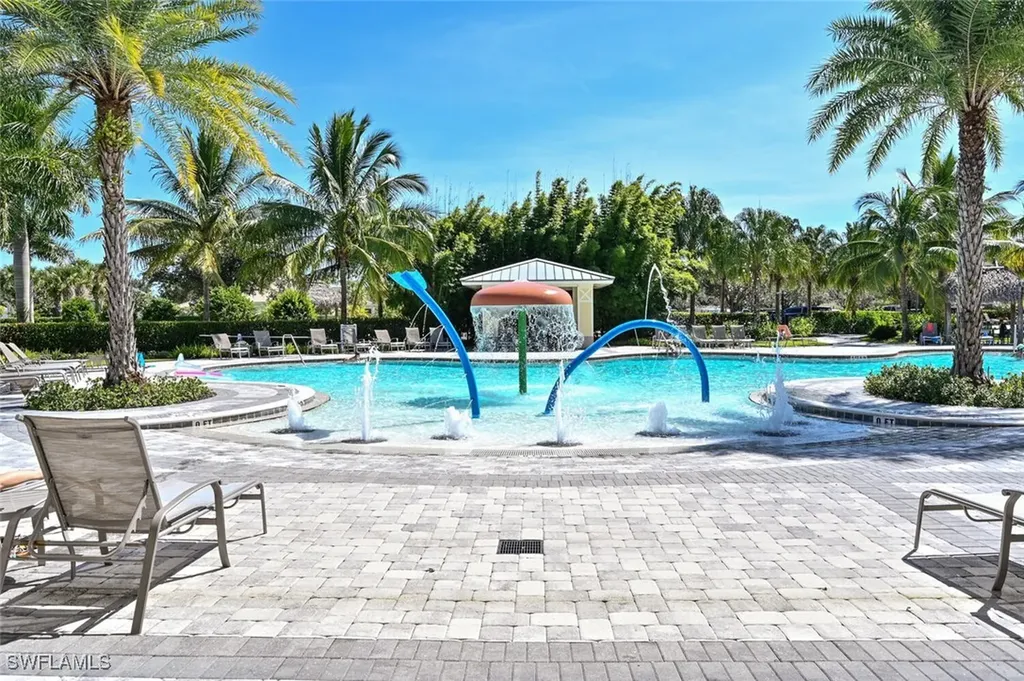 1971 Wellington Street Naples FL 34120