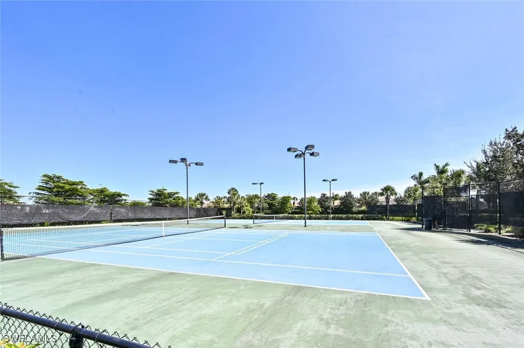 1971 Wellington Street Naples FL 34120
