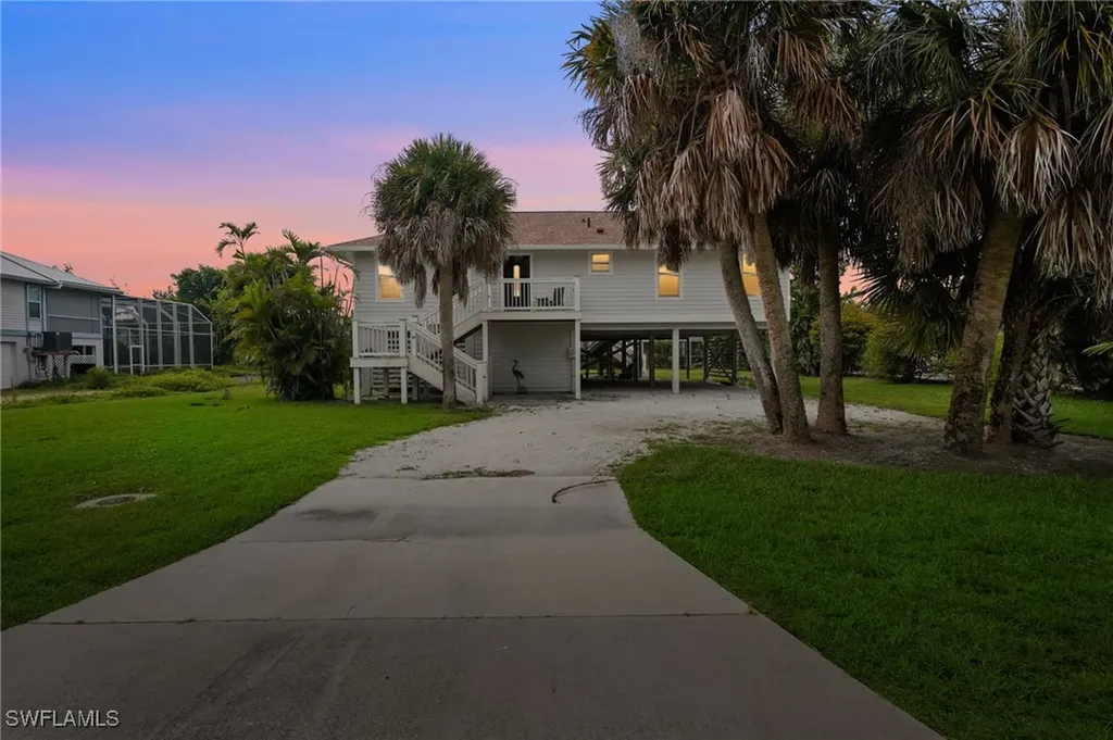 474 Lake Murex Circle Sanibel FL 33957