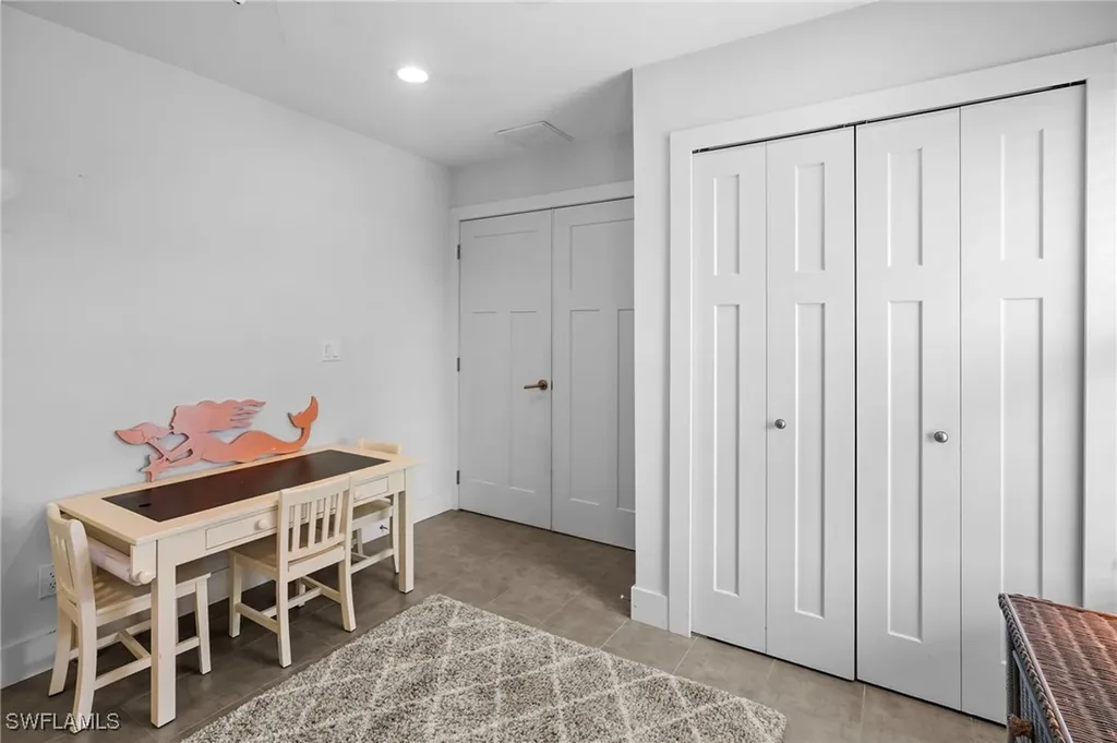 474 Lake Murex Circle Sanibel FL 33957