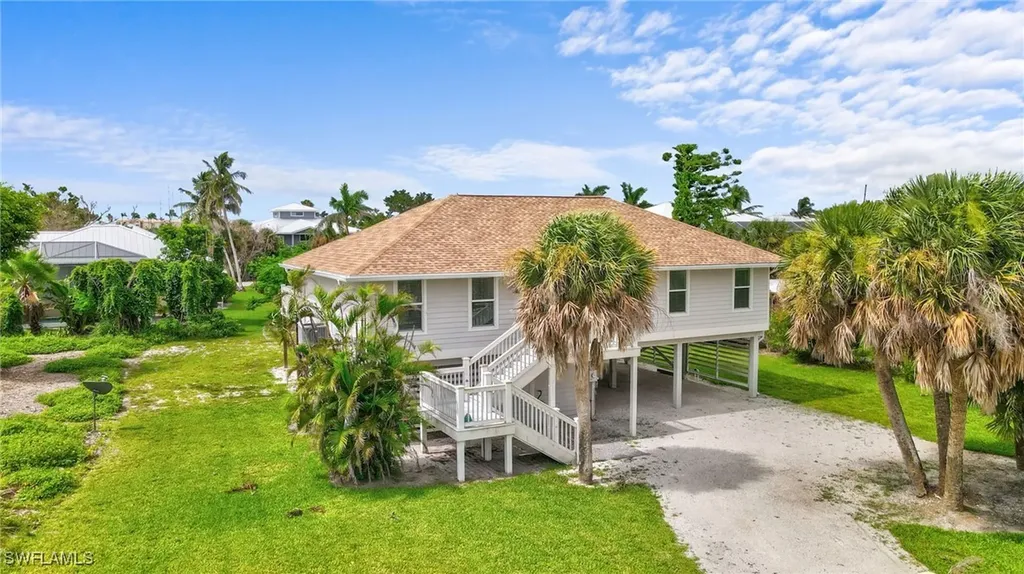 474 Lake Murex Circle Sanibel FL 33957