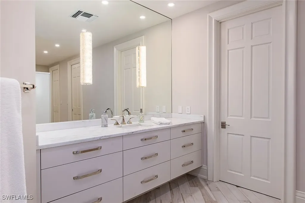 4351 Gulf Shore Boulevard N Naples FL 34103