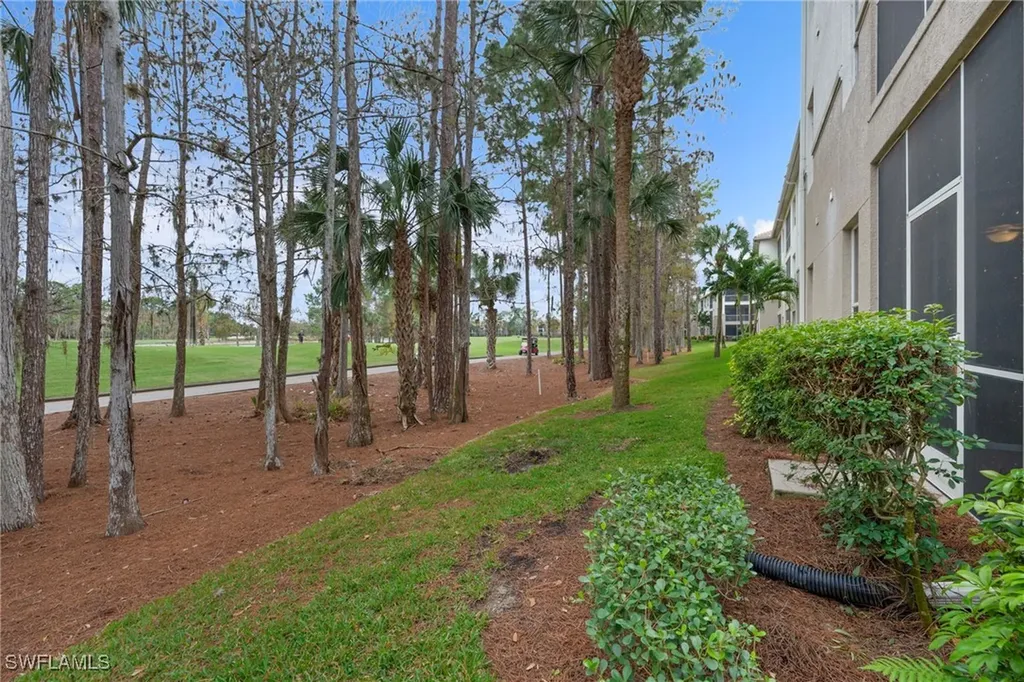 8267 Parkstone Place Naples FL 34120