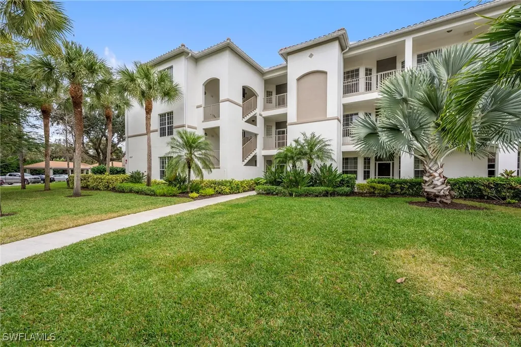 8267 Parkstone Place Naples FL 34120