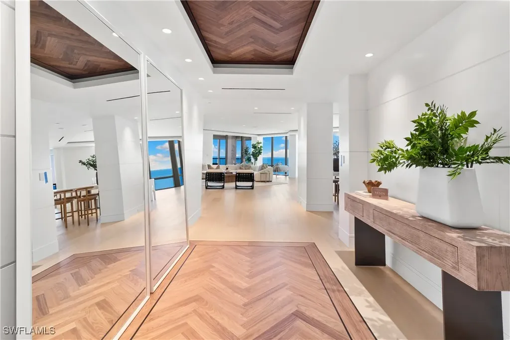 4951 Gulf Shore Boulevard N Naples FL 34103