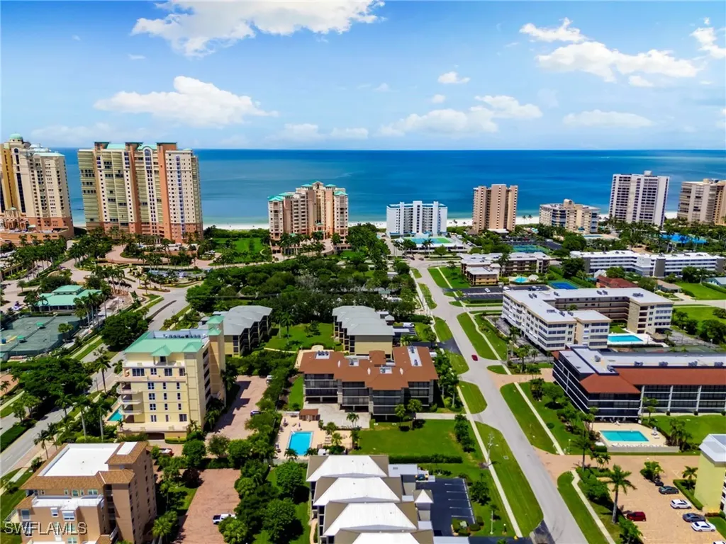 960 Swallow Avenue Marco Island FL 34145
