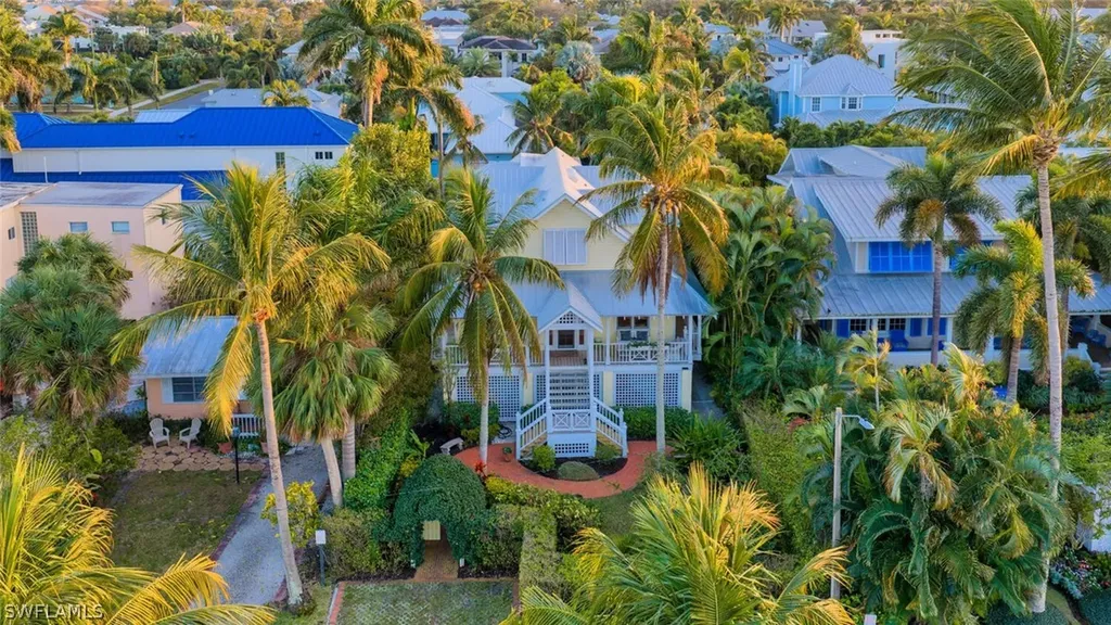 756 8th Avenue S Naples FL 34102