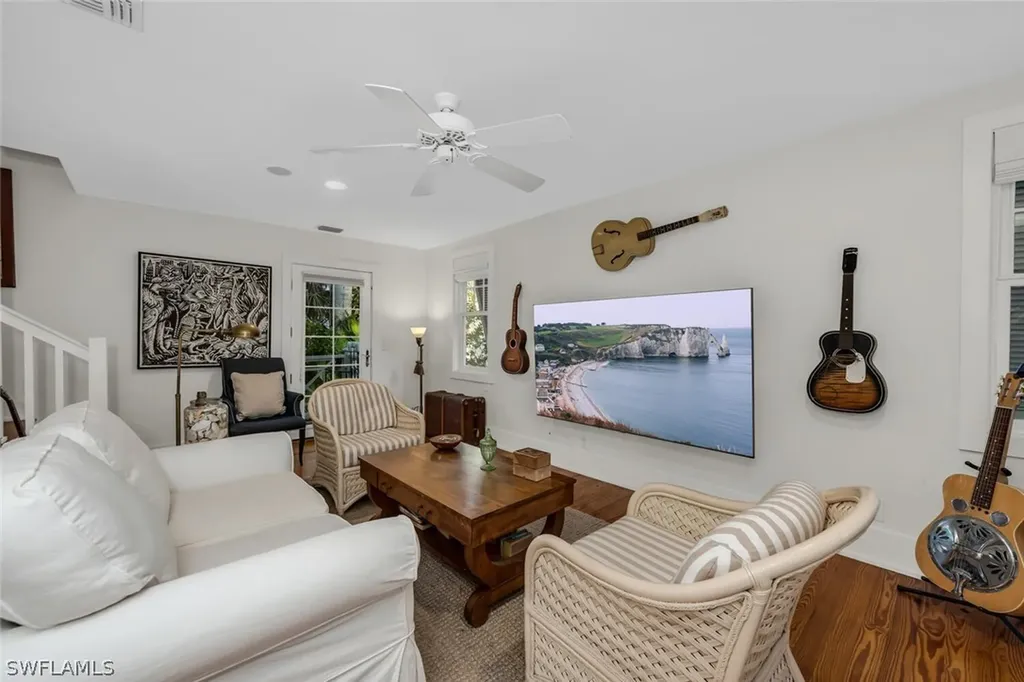 756 8th Avenue S Naples FL 34102