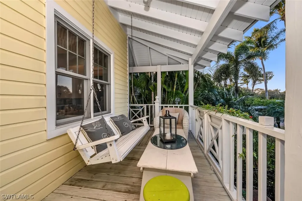 756 8th Avenue S Naples FL 34102