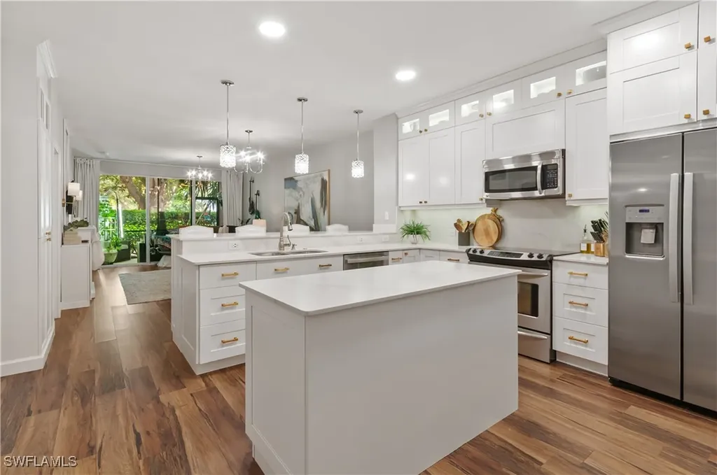 10020 Heather Lane Naples FL 34119