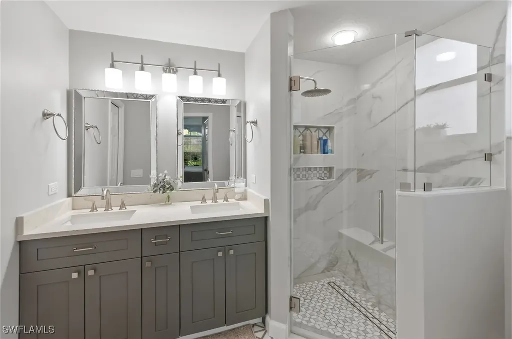 10020 Heather Lane Naples FL 34119