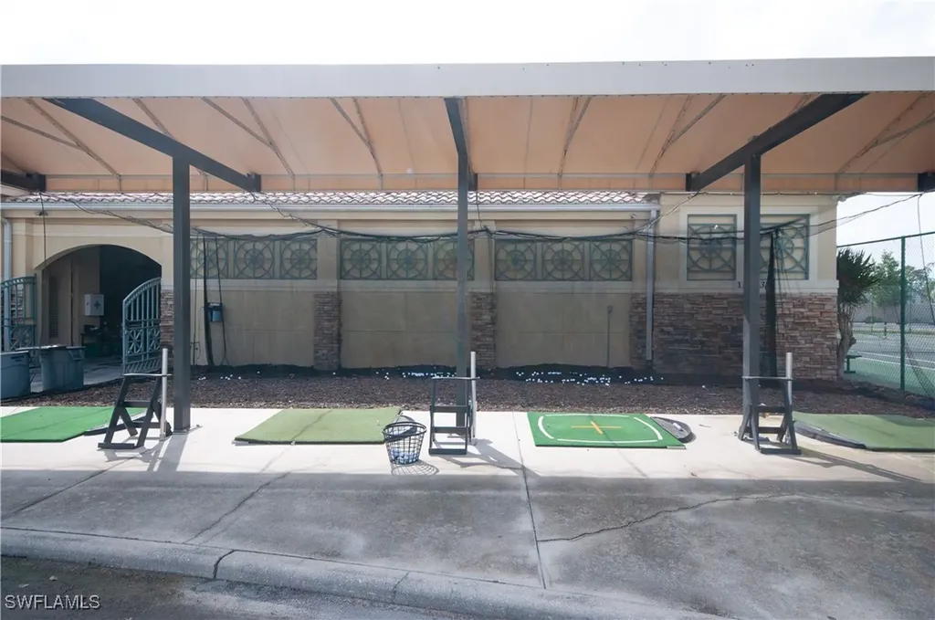 10020 Heather Lane Naples FL 34119