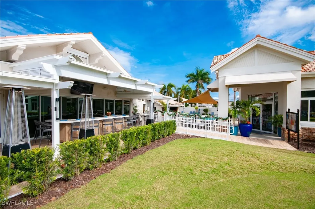 10020 Heather Lane Naples FL 34119