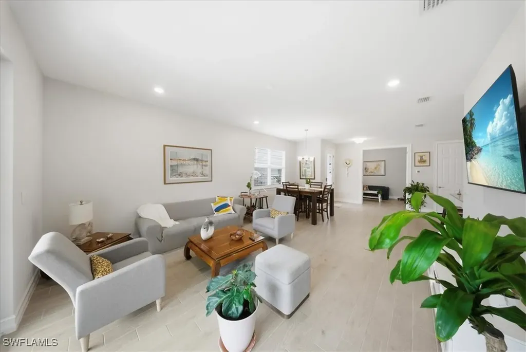 1074 Enbrook Loop Naples FL 34114