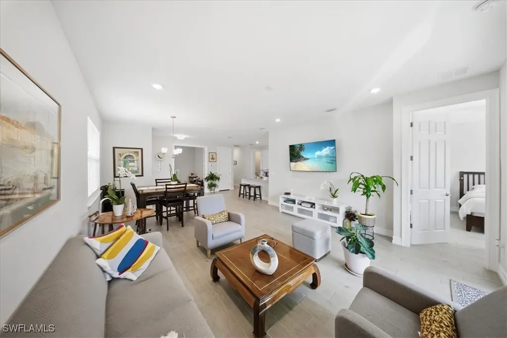 1074 Enbrook Loop Naples FL 34114