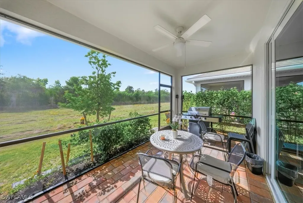 1074 Enbrook Loop Naples FL 34114