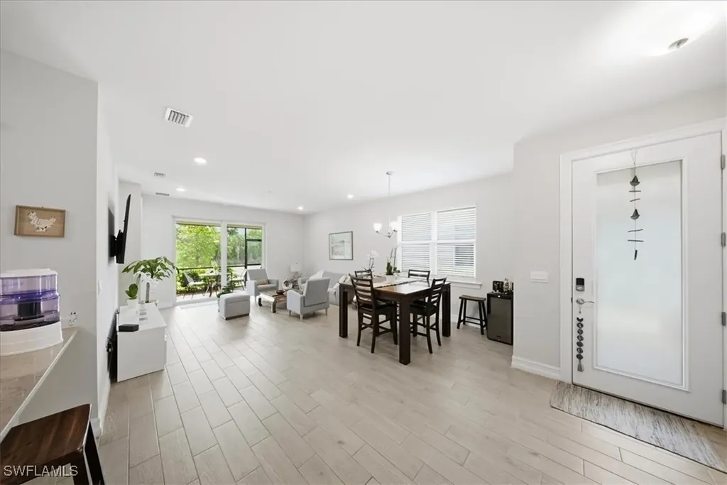 1074 Enbrook Loop Naples FL 34114