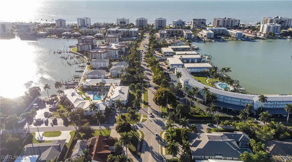 354 Harbour Drive Naples FL 34103