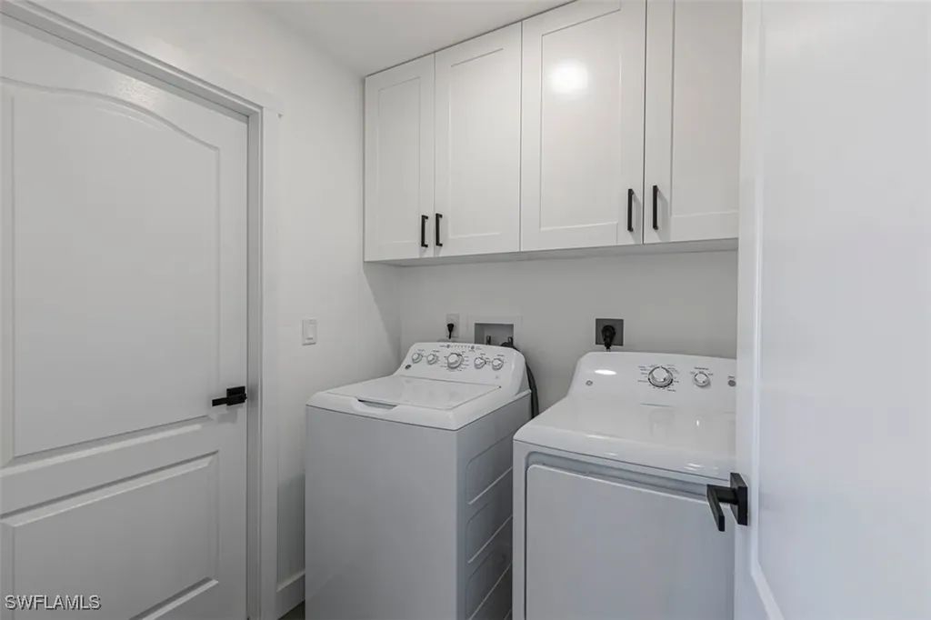 1230 NW 13th Avenue Cape Coral FL 33993