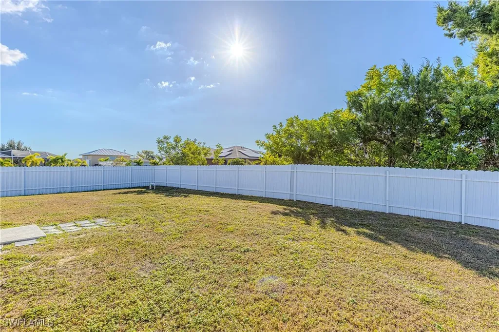1230 NW 13th Avenue Cape Coral FL 33993