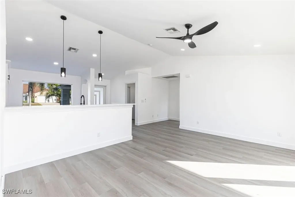 1230 NW 13th Avenue Cape Coral FL 33993