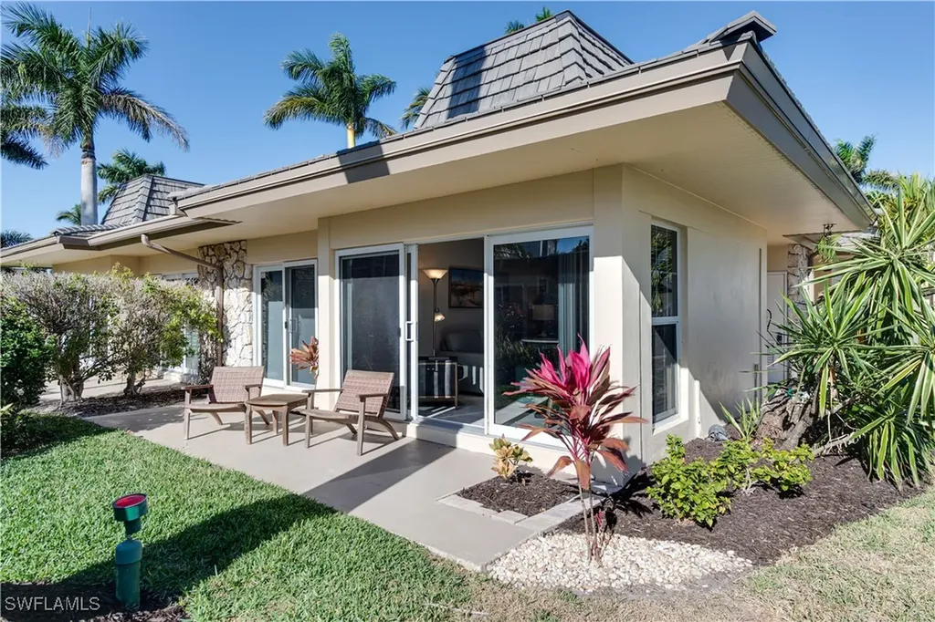 1215 Edington Place Marco Island FL 34145
