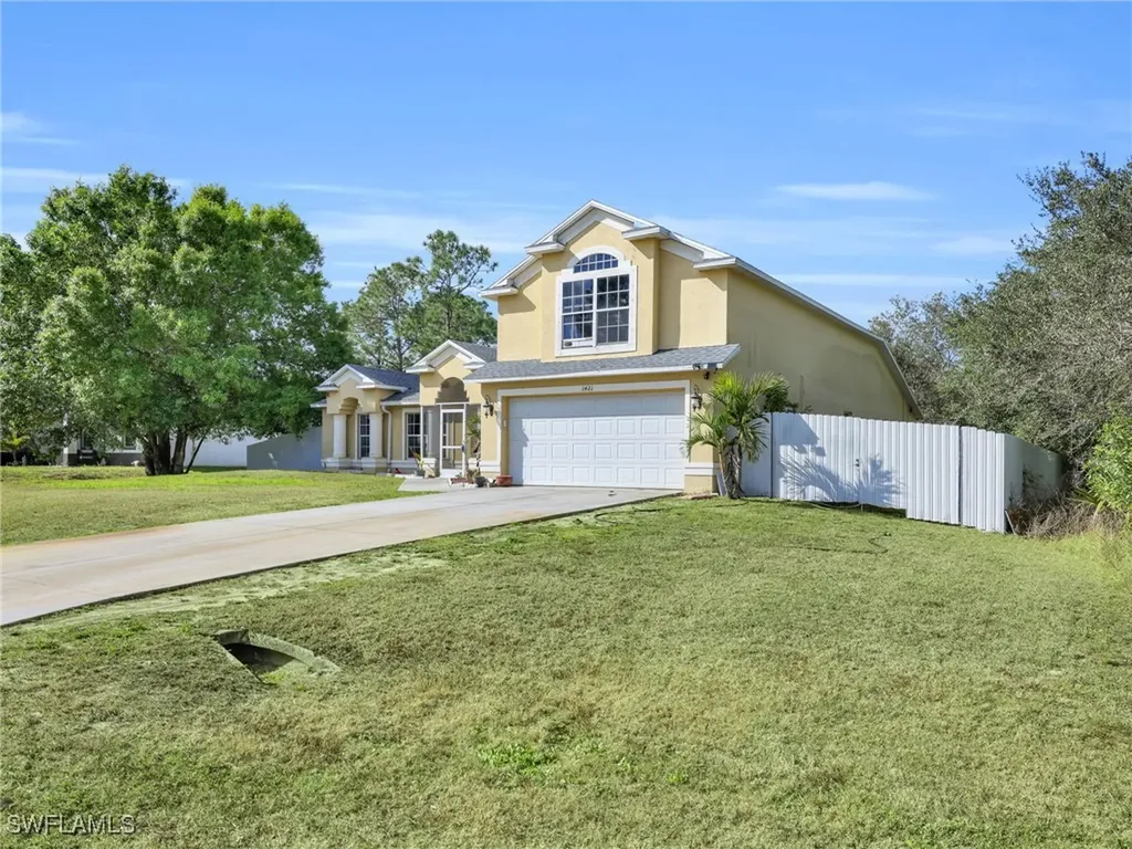 1421 Canton Avenue Lehigh Acres FL 33972