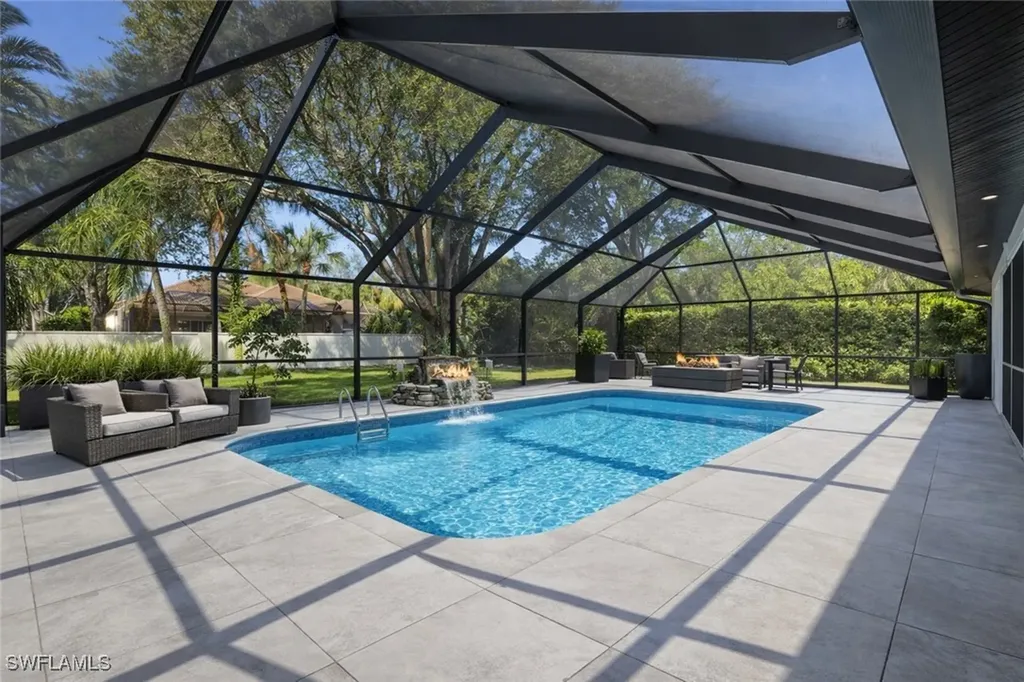 7395 Stonegate Drive Naples FL 34109