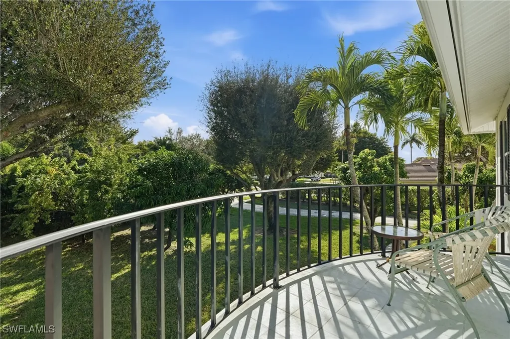 7395 Stonegate Drive Naples FL 34109
