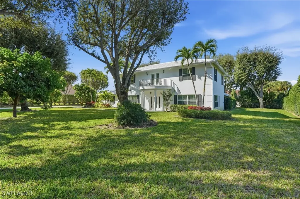 7395 Stonegate Drive Naples FL 34109