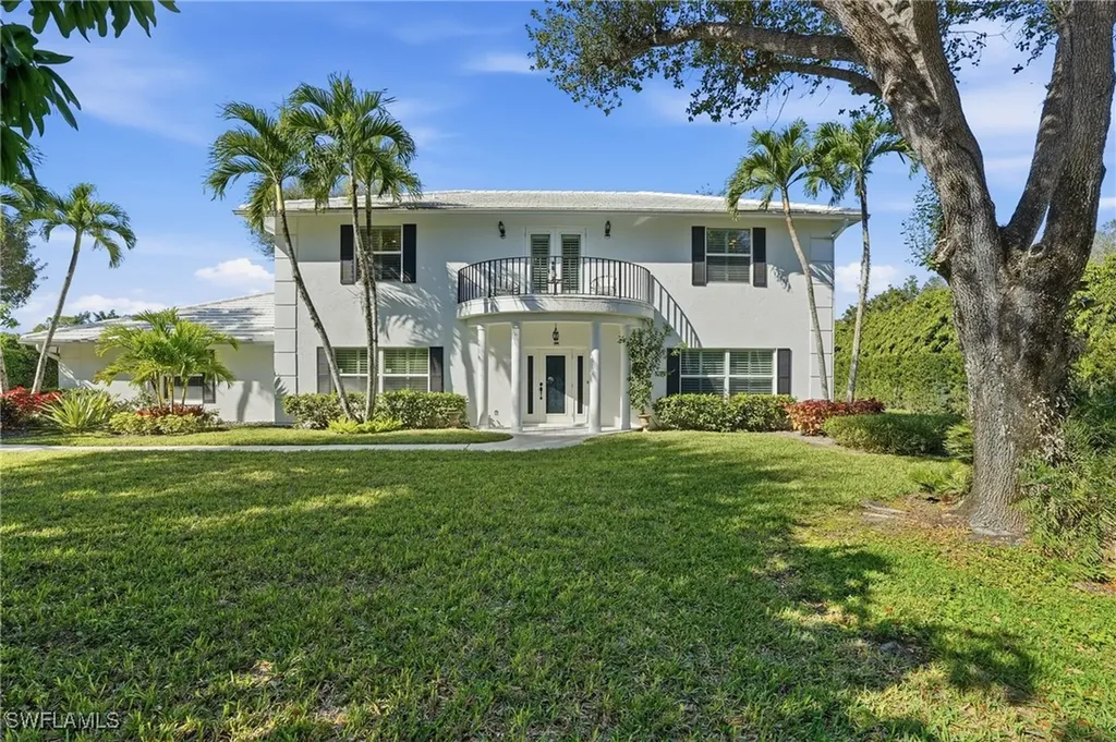7395 Stonegate Drive Naples FL 34109