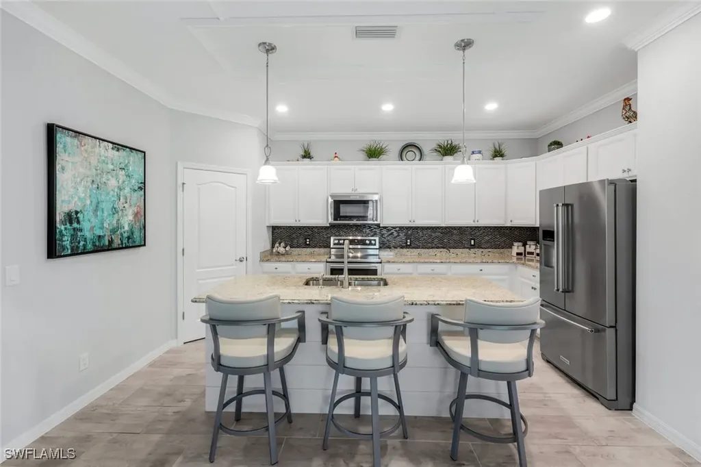 4244 Raffia Palm Circle Naples FL 34119