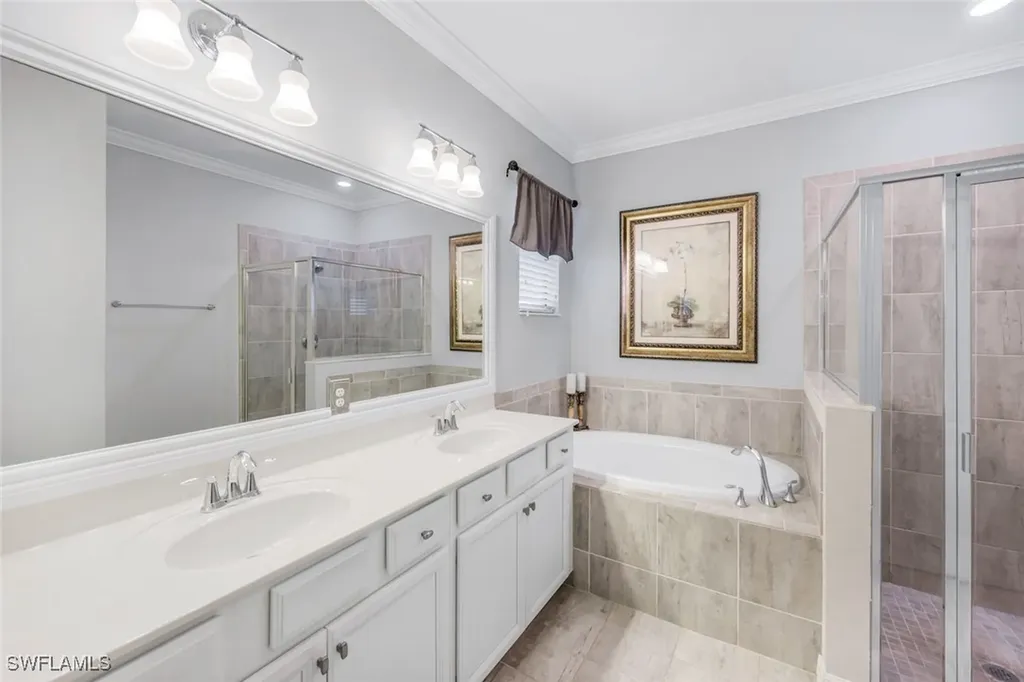 4244 Raffia Palm Circle Naples FL 34119