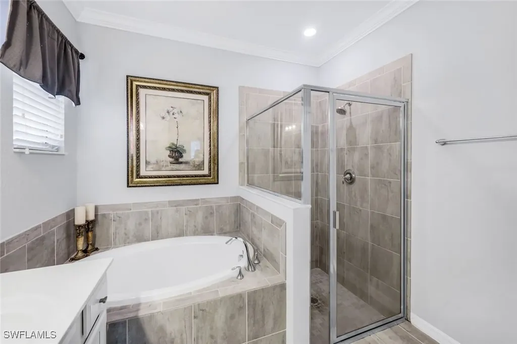 4244 Raffia Palm Circle Naples FL 34119