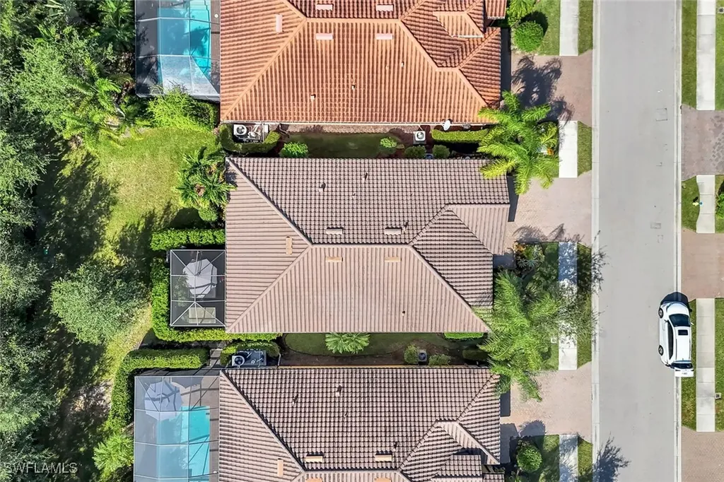 4244 Raffia Palm Circle Naples FL 34119