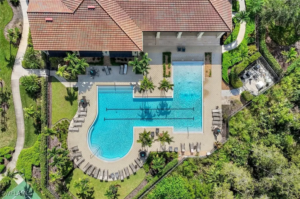 4244 Raffia Palm Circle Naples FL 34119