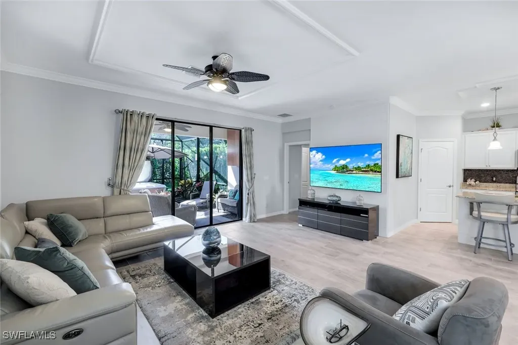 4244 Raffia Palm Circle Naples FL 34119
