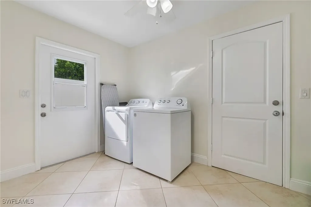 771 94th Avenue N Naples FL 34108