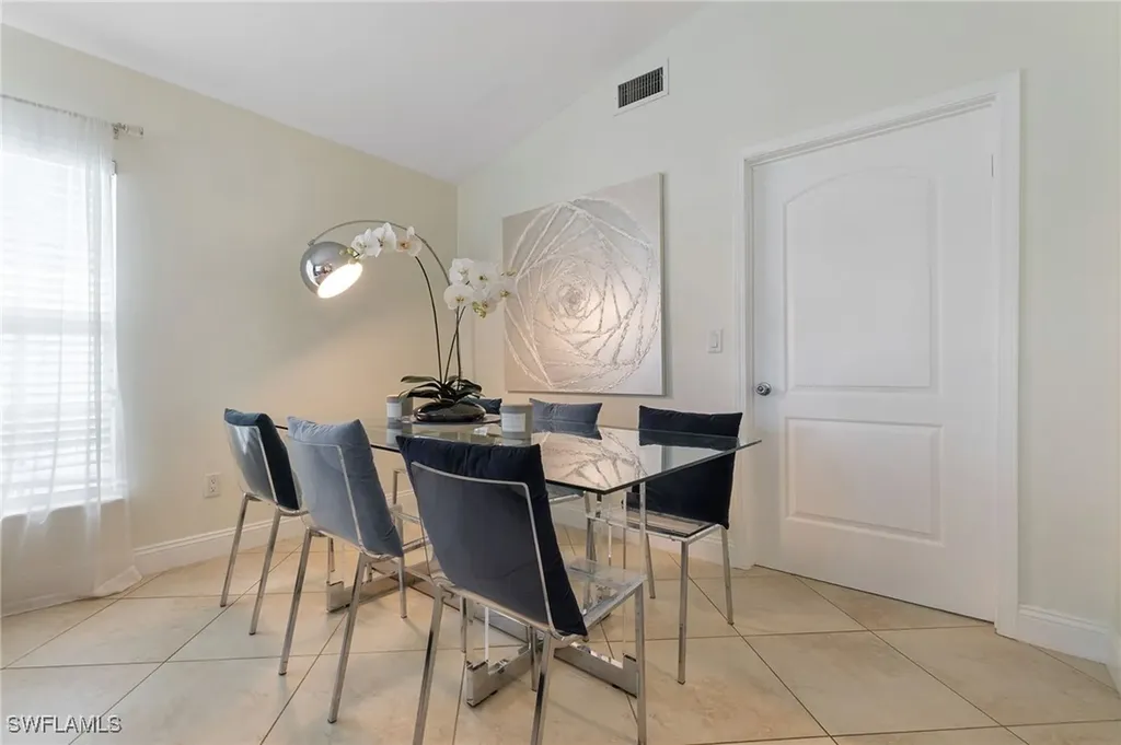 771 94th Avenue N Naples FL 34108