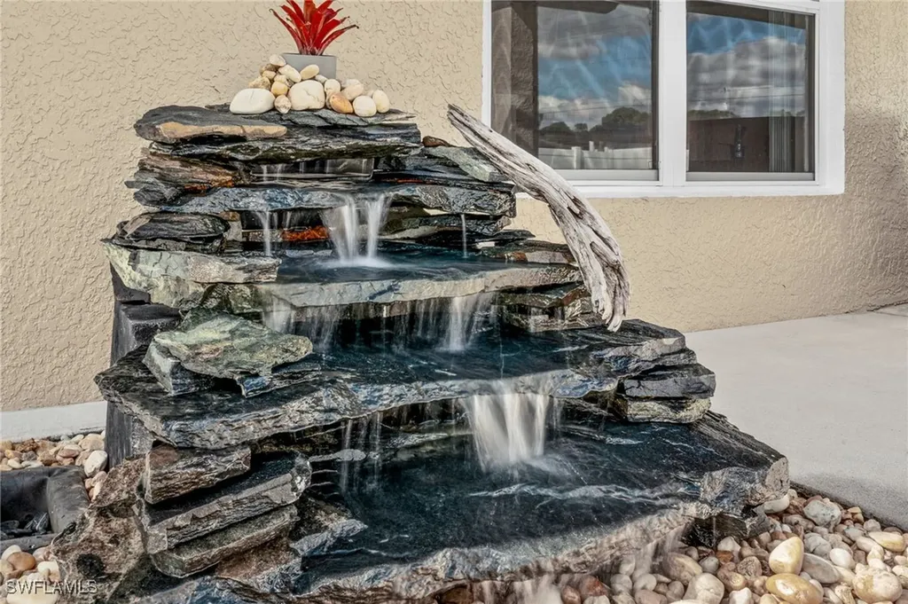 2311 NW 18th Avenue Cape Coral FL 33993