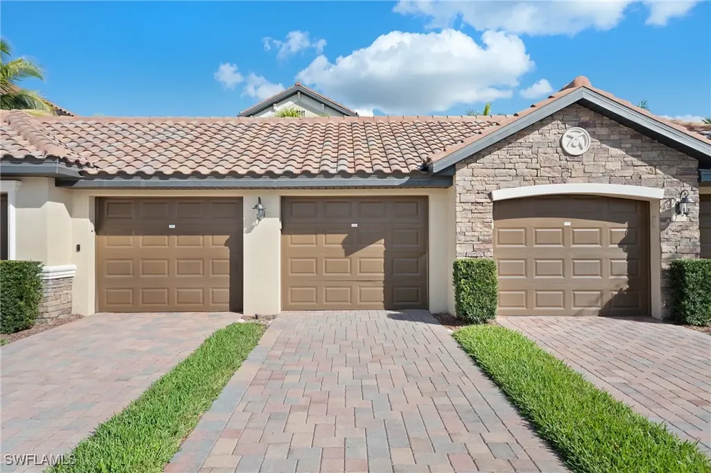 28041 Bridgetown Court Bonita Springs FL 34135