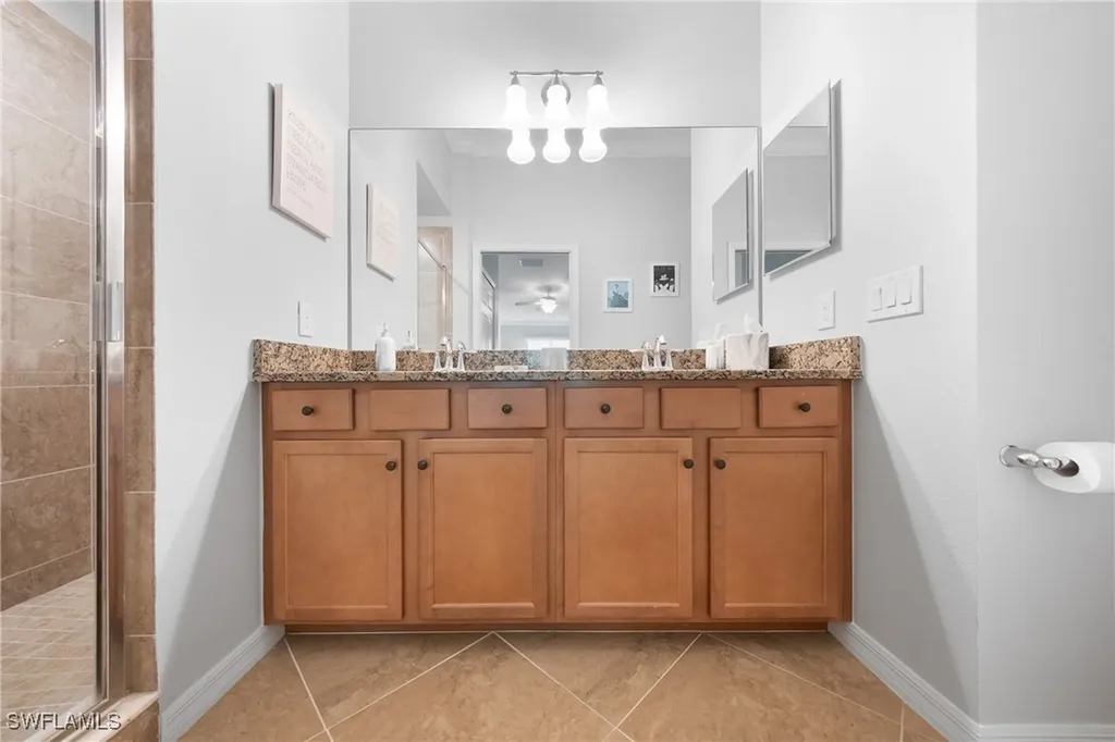 28041 Bridgetown Court Bonita Springs FL 34135