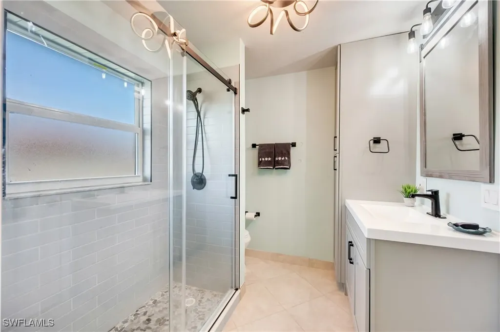 6810 Huntington Lakes Circle Naples FL 34119