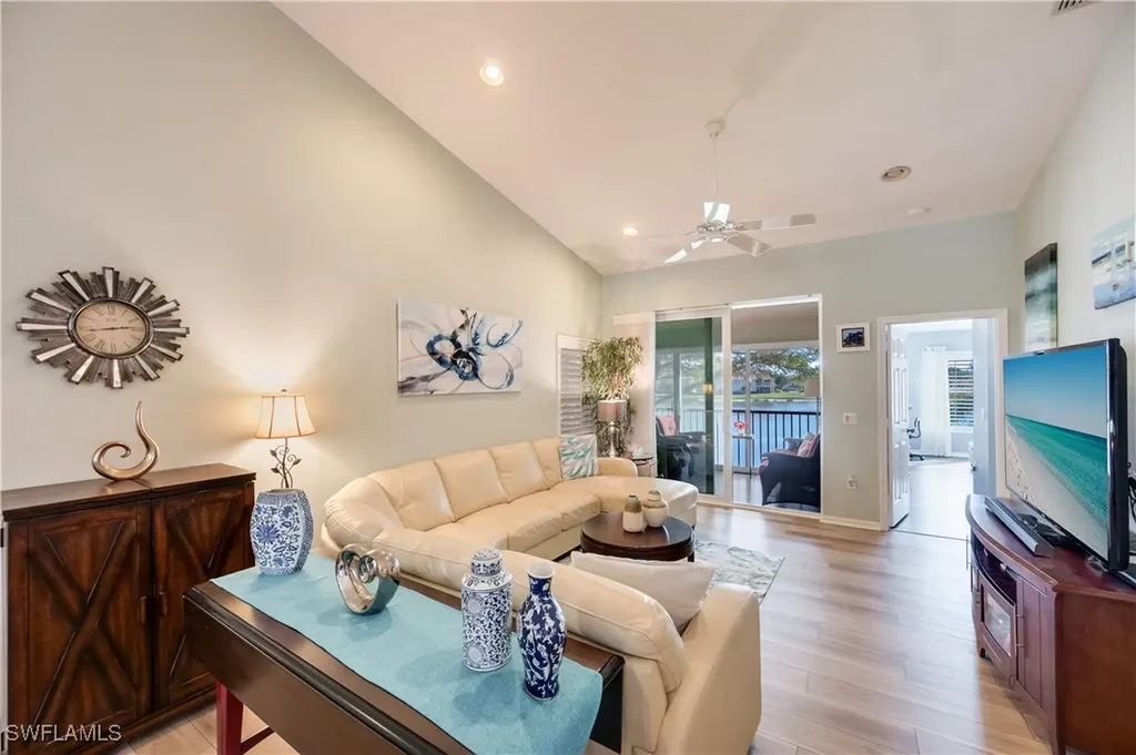 6810 Huntington Lakes Circle Naples FL 34119