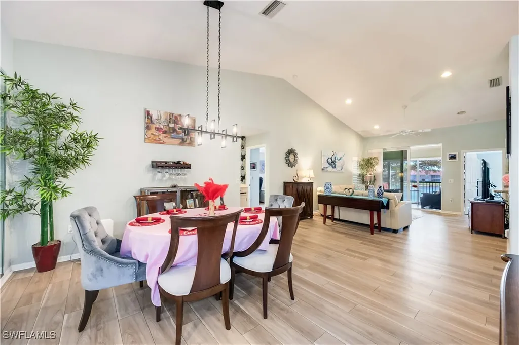 6810 Huntington Lakes Circle Naples FL 34119