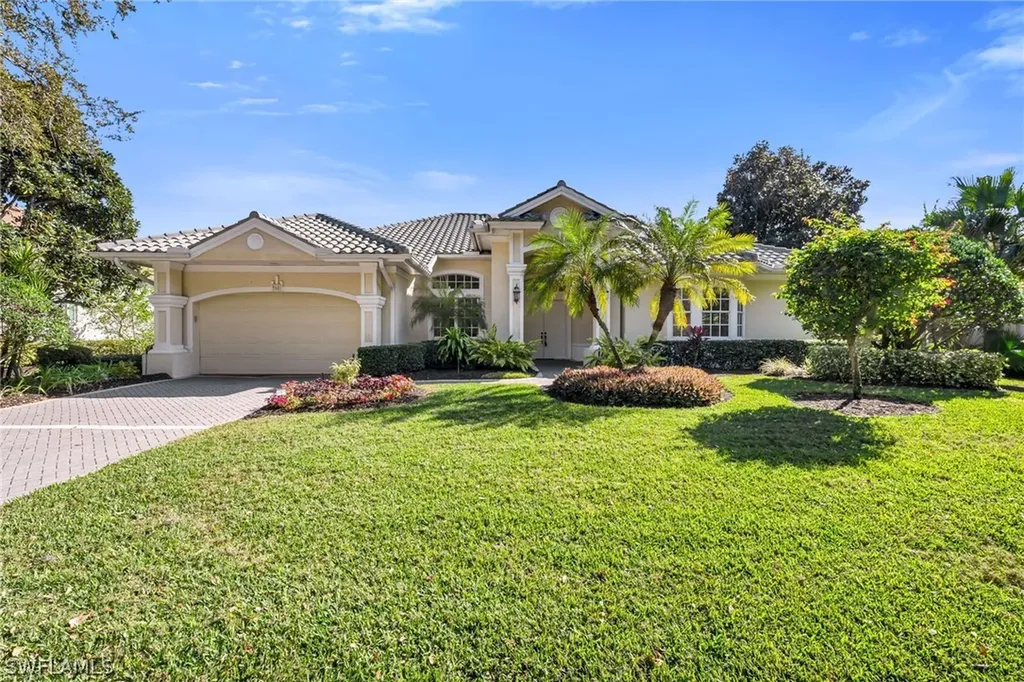 968 Spanish Moss Trail Naples FL 34108