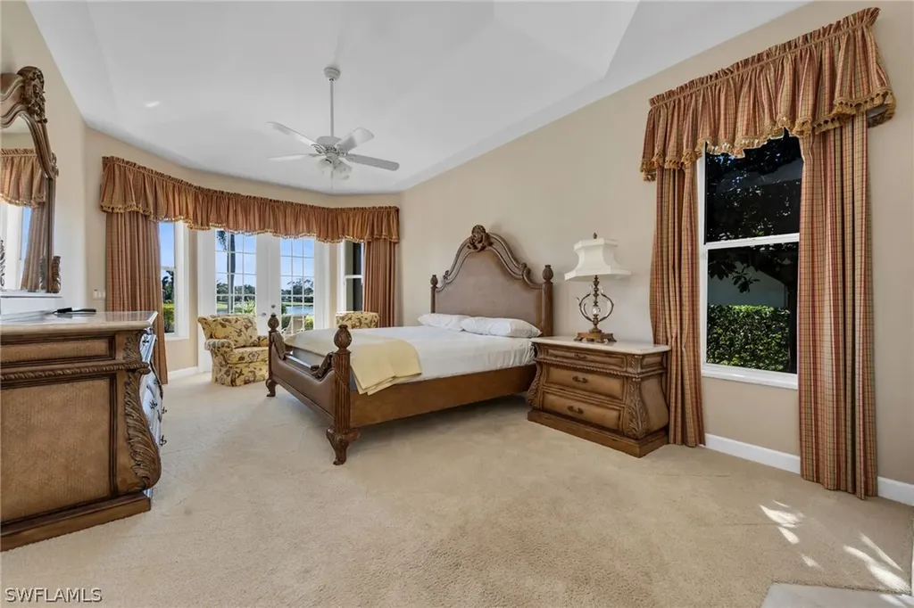 968 Spanish Moss Trail Naples FL 34108