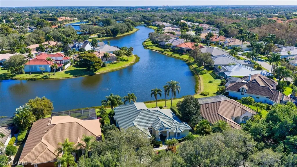 968 Spanish Moss Trail Naples FL 34108